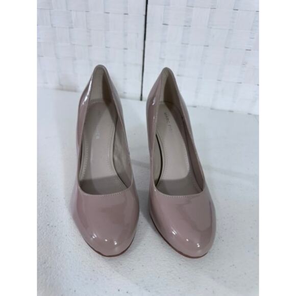 "MARC FISHER" Chris, Nat. Patent Leather , Heel SZ 7.5,SEE PICS , Final Sale!! - Picture 1 of 8
